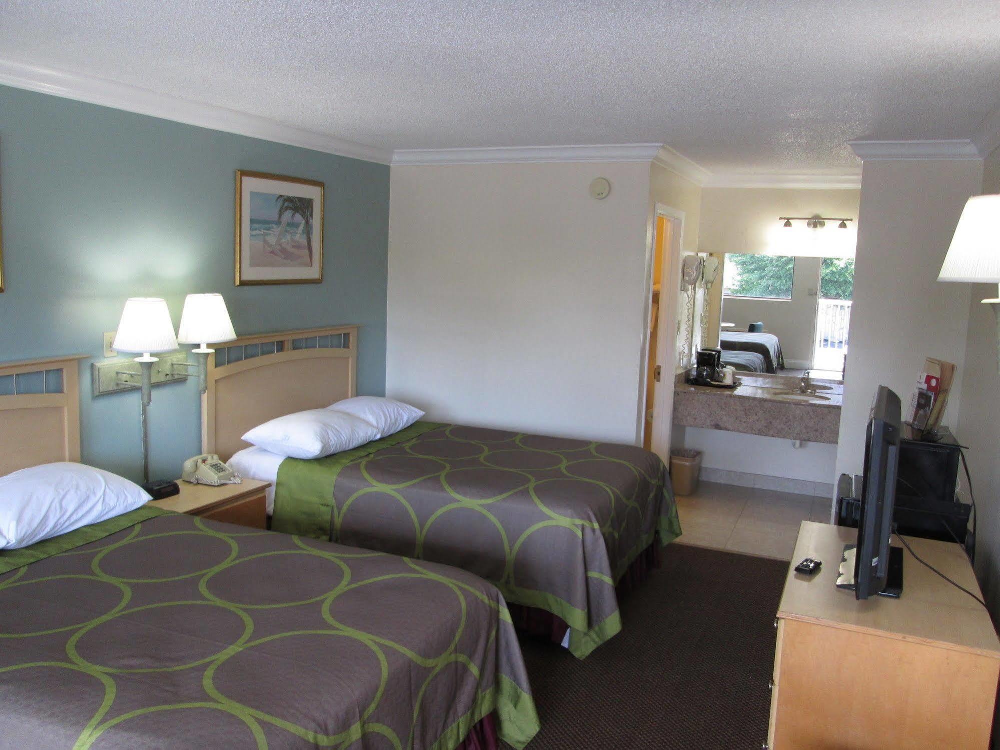 Super 8 By Wyndham Ft Walton Beach Fort Walton Beach Bagian luar foto