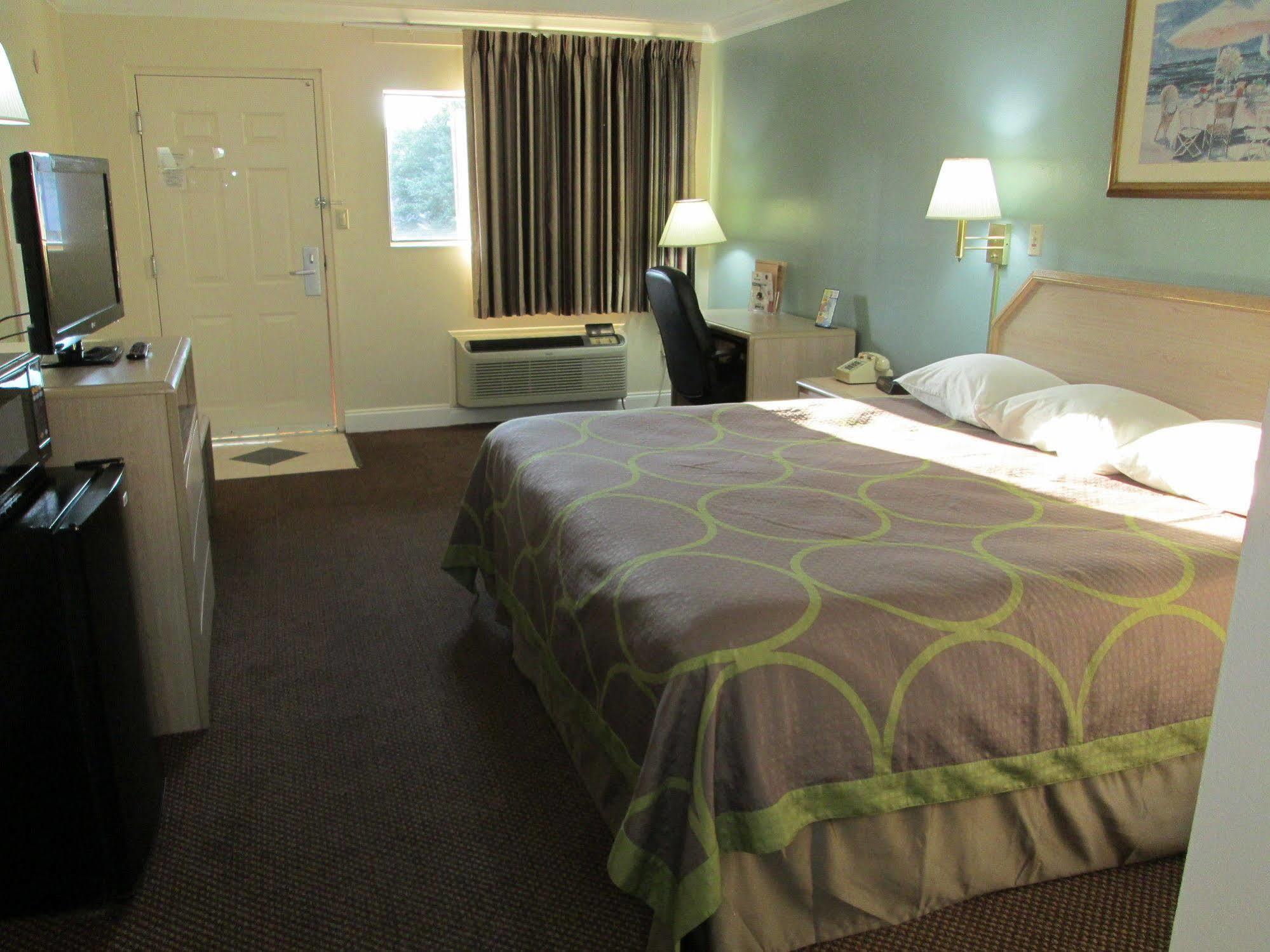 Super 8 By Wyndham Ft Walton Beach Fort Walton Beach Bagian luar foto