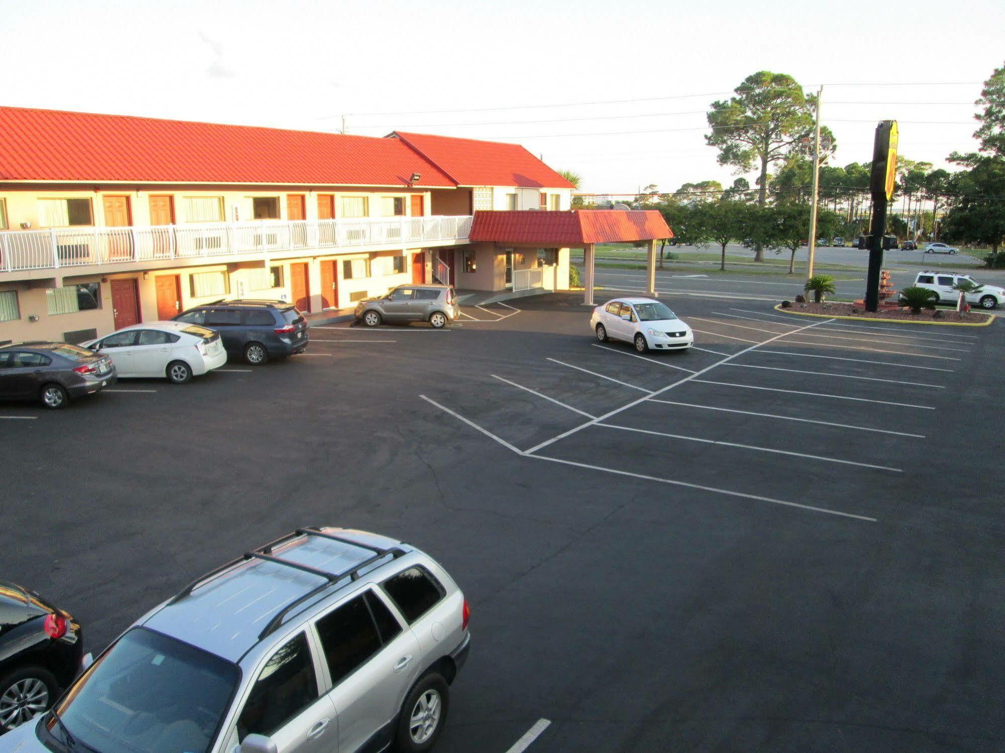 Super 8 By Wyndham Ft Walton Beach Fort Walton Beach Bagian luar foto